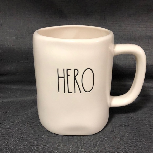 Rae Dunn Other - 🛍️2/$25🛍️NWOT RAE DUNN LARGE MUG. FROM THE ARTISAN COLLECTION.